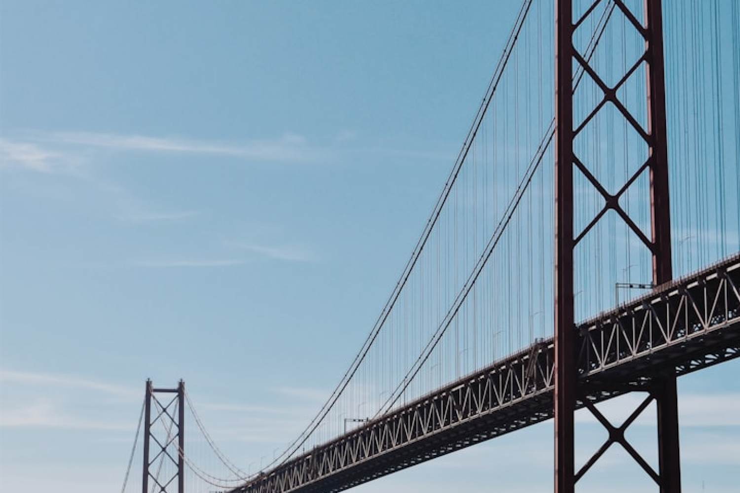 Golden Gate bridge. Healthy Buildings